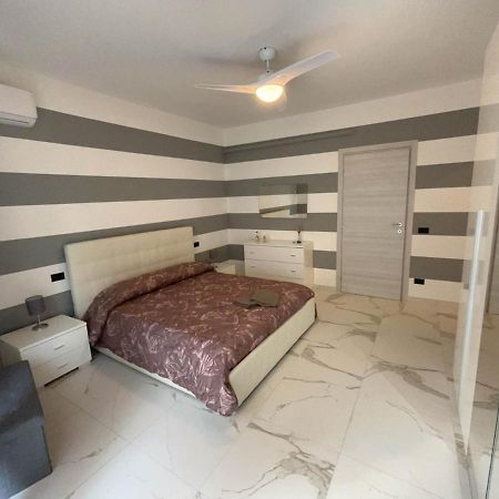 Marconi67 Apartman Desenzano del Garda Kültér fotó