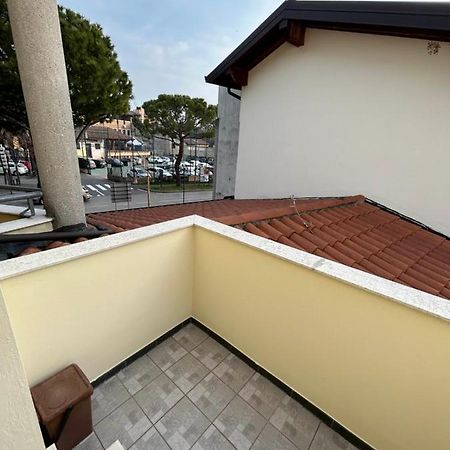 Marconi67 Apartman Desenzano del Garda Kültér fotó