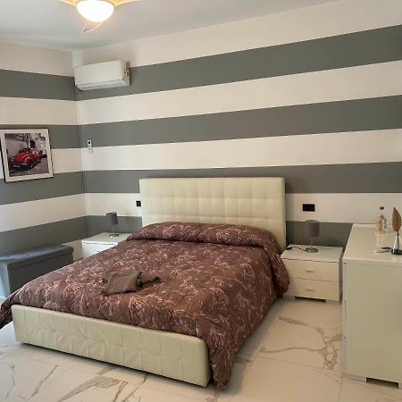 Marconi67 Apartman Desenzano del Garda Kültér fotó