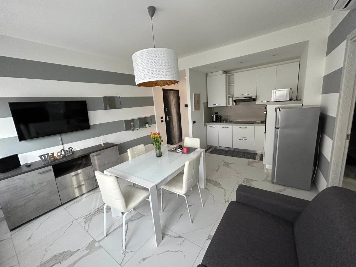 Marconi67 Apartman Desenzano del Garda Kültér fotó