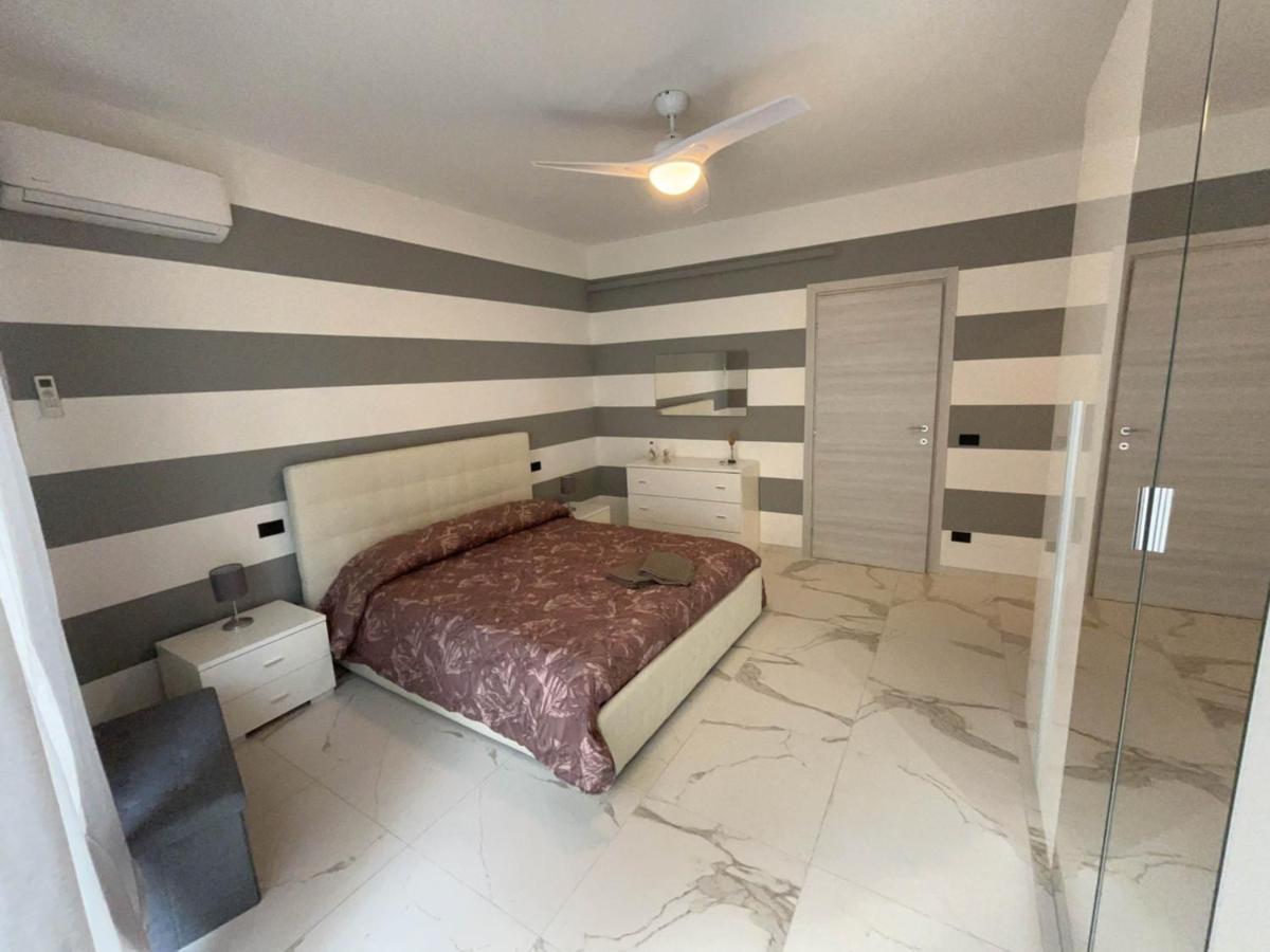 Marconi67 Apartman Desenzano del Garda Kültér fotó