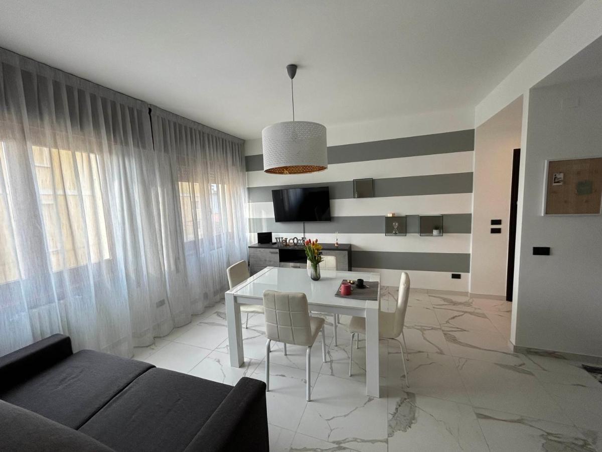 Marconi67 Apartman Desenzano del Garda Kültér fotó